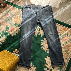 Levi jeans 38x32